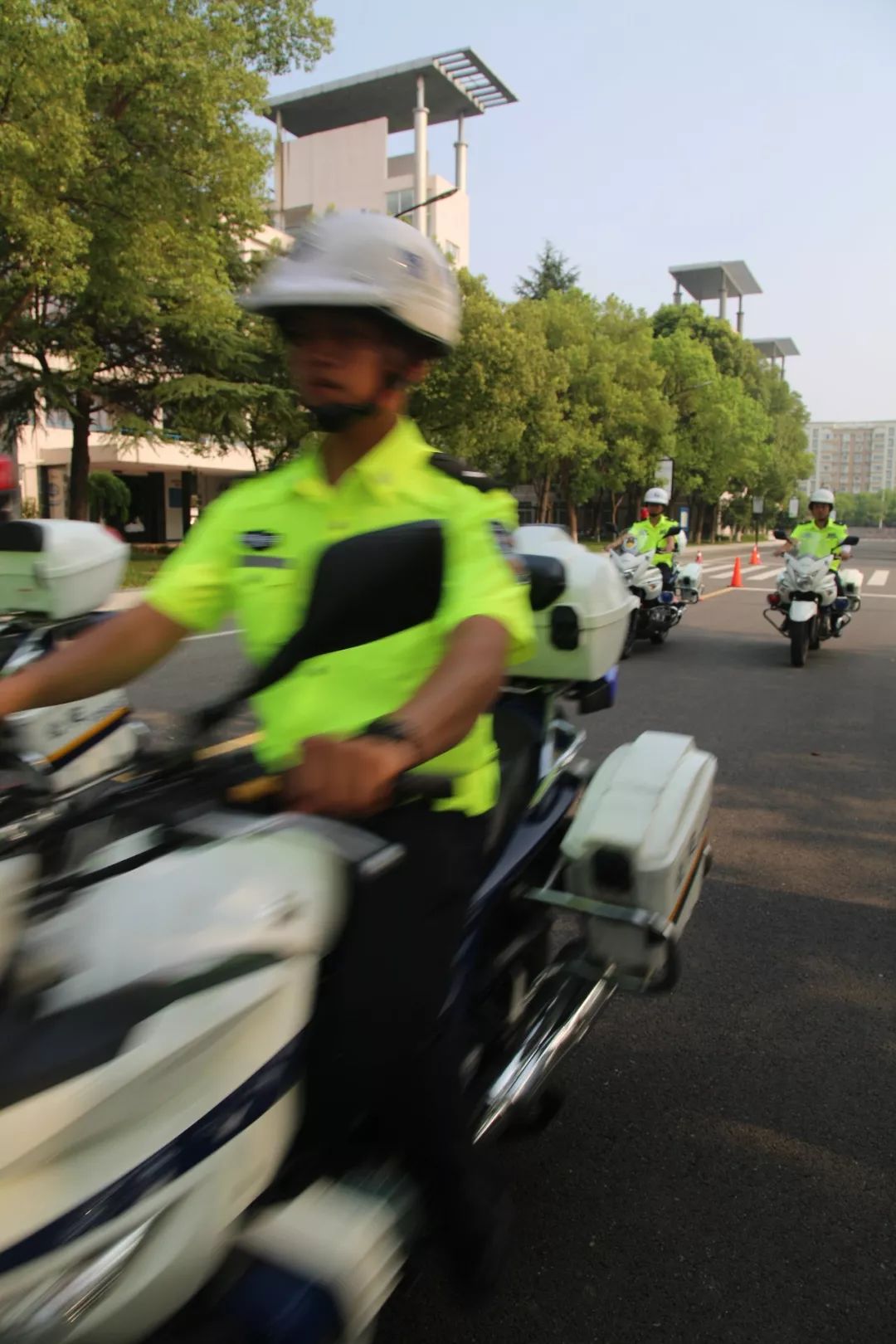 桐乡交警铁骑队训练正火热带你先探秘一波