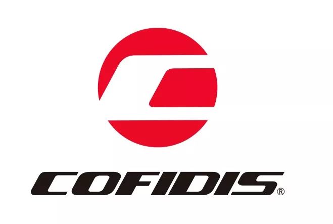 赛事泥地赛现场集市不可缺