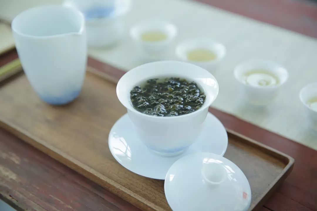 处暑上茶在这座爱泡的城市喝一杯老铁