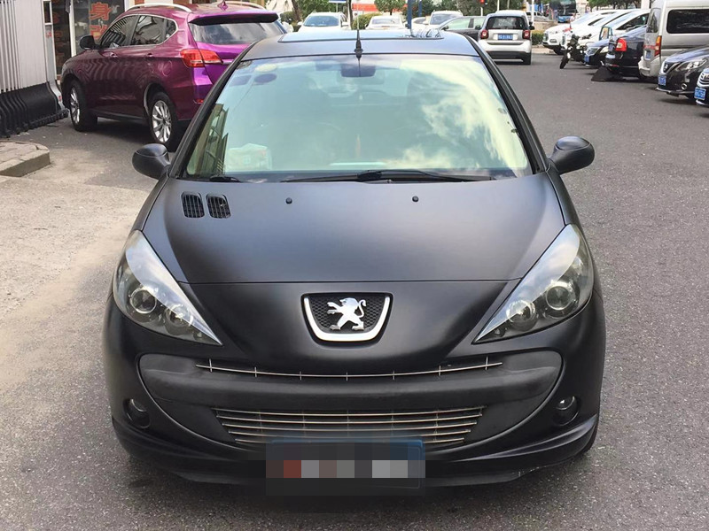 标致207全车贴膜绸缎黑