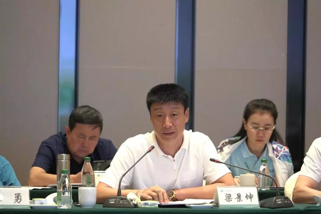 工程建设部部长苏雁飞通报了上半年基建工作整体情况