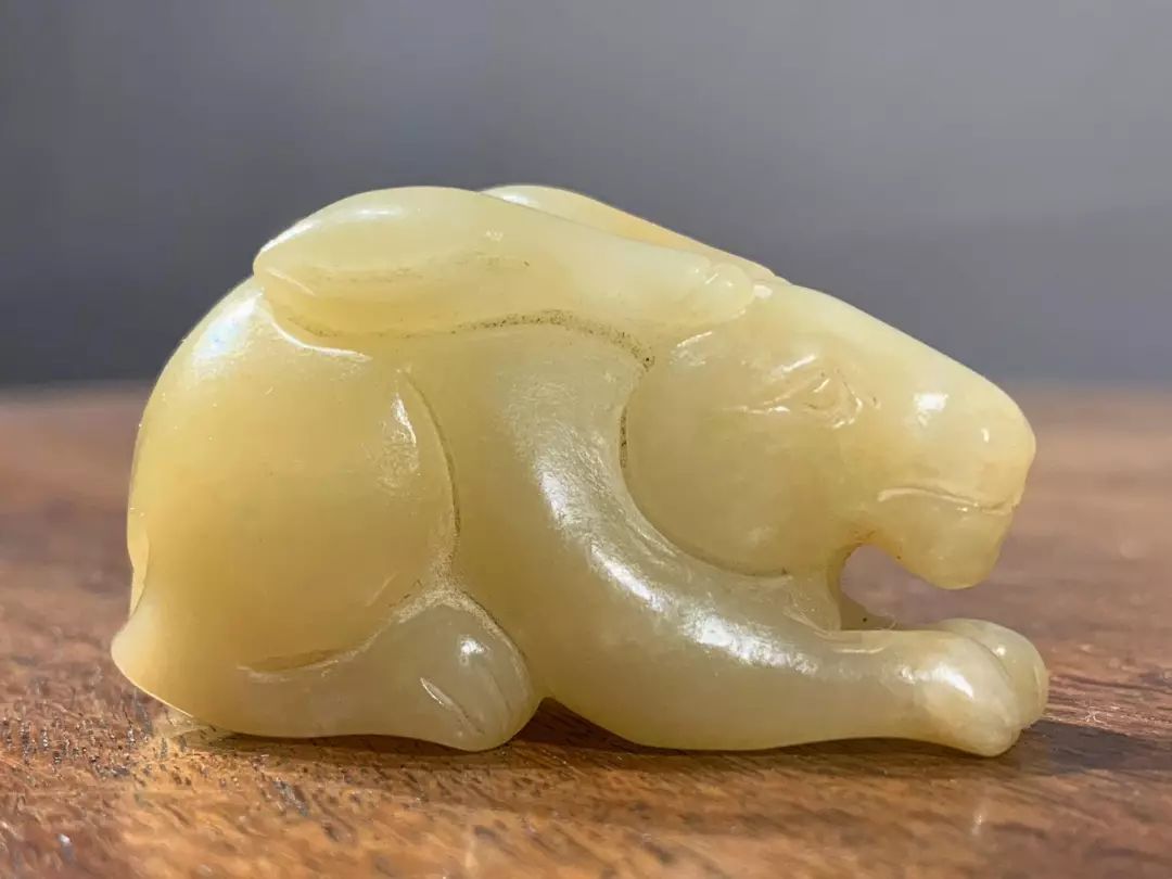 用之美中秋礼送啥好▎一只精致的小玉兔