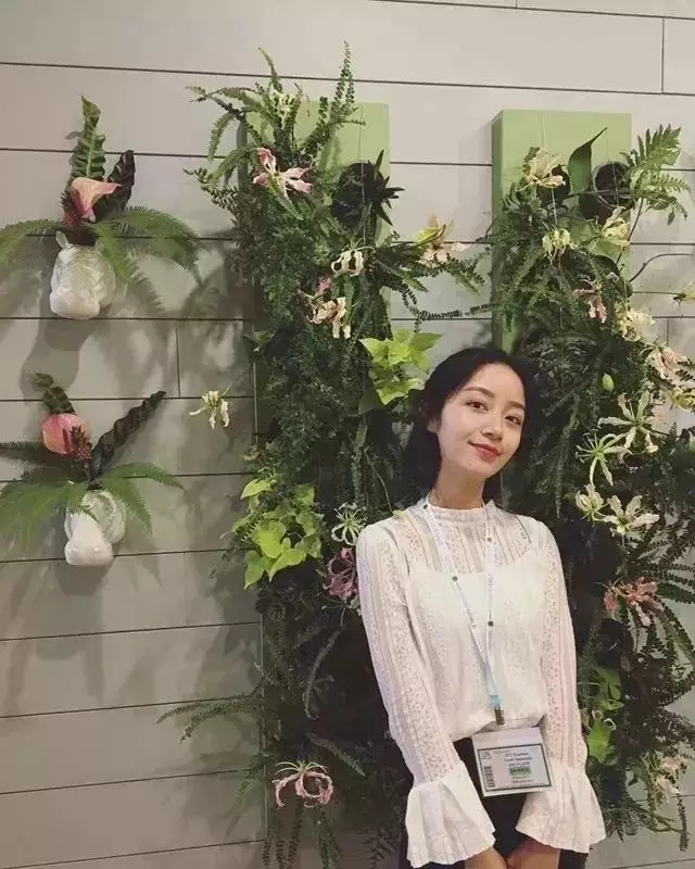 美女学霸:以笔试第一,复试第一成功考研清华,她是如何做到的_刘相君