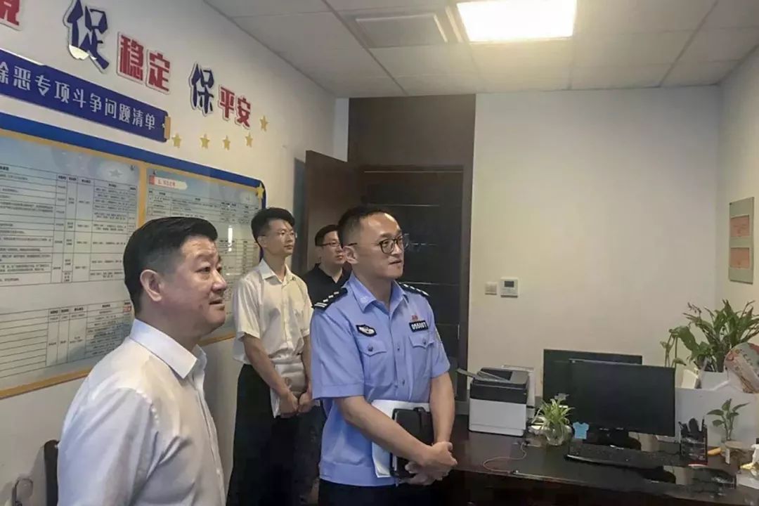 【扫黑除恶】奉贤区第六督导组莅临金汇镇下沉督导扫黑除恶专项斗争立