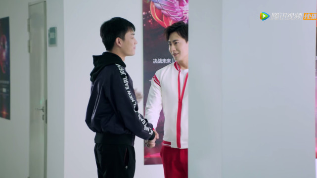 兴欣战队获得挑战赛资格,并在首场对战玄奇战队的比赛中取得开门红