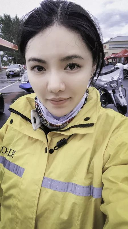 杭州女骑士墁婈车祸图片