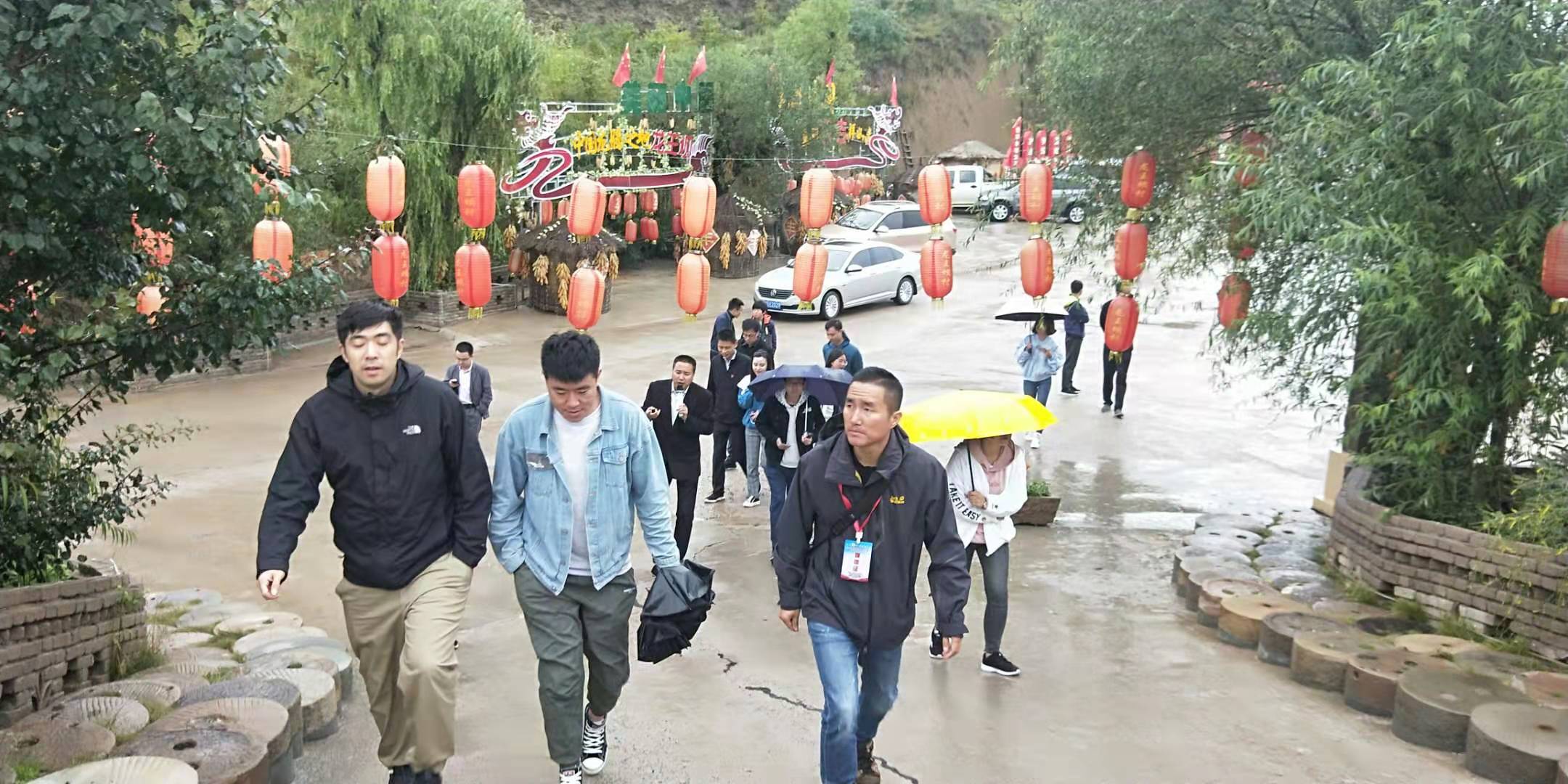 点赞新宁夏‖网媒宁夏行体验西吉龙王坝窑洞宾馆-搜狐大视野-搜狐新闻