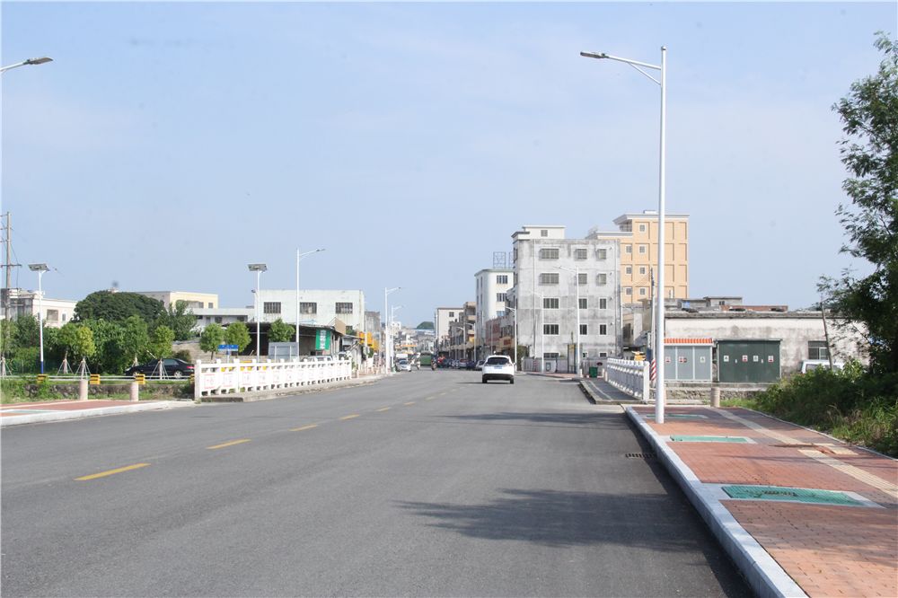 红海湾加快推进田墘街道人民路建设进度