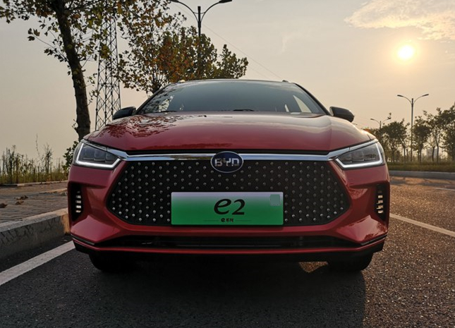 比亚迪e2试驾报告底盘扎实能耗有惊喜一公里5分钱