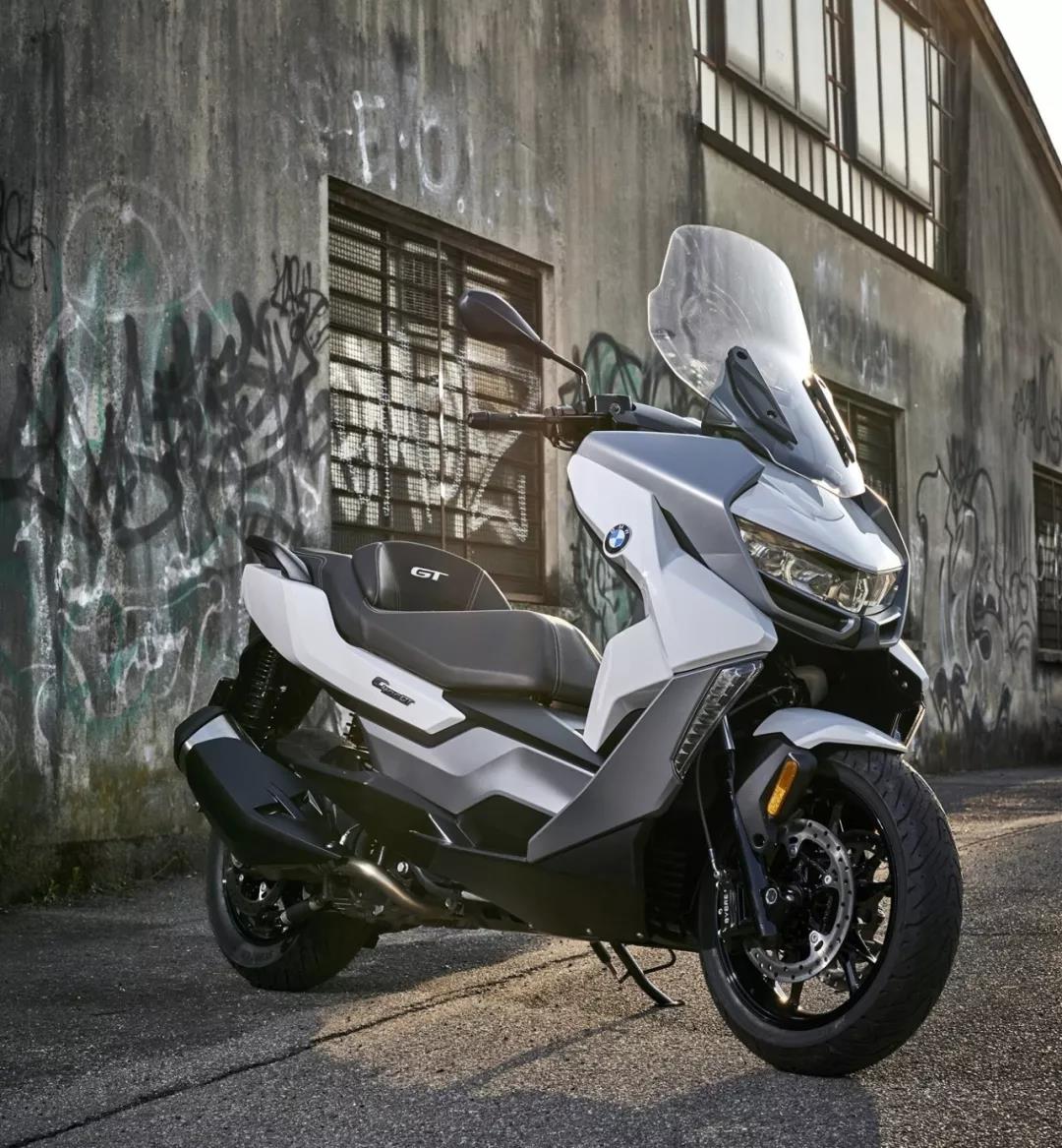 宝马巡航踏板c400gt发布,高颜值和高性能,车友直呼"买不起"