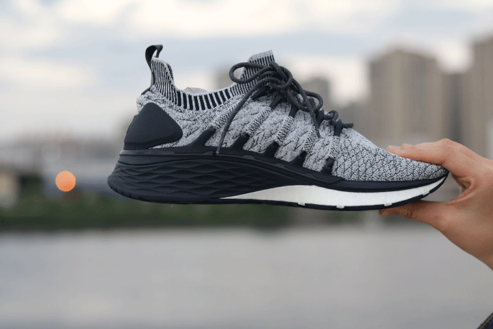 融入黑科技的米家运动鞋3,小米越来越会玩了