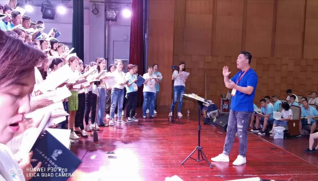 每天排练近25个作品,学员大呼过瘾,合唱"魔鬼训练营"探秘