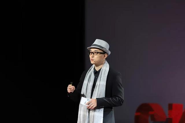 果然戏剧张一天演讲泛喜剧时代的喜剧之殇