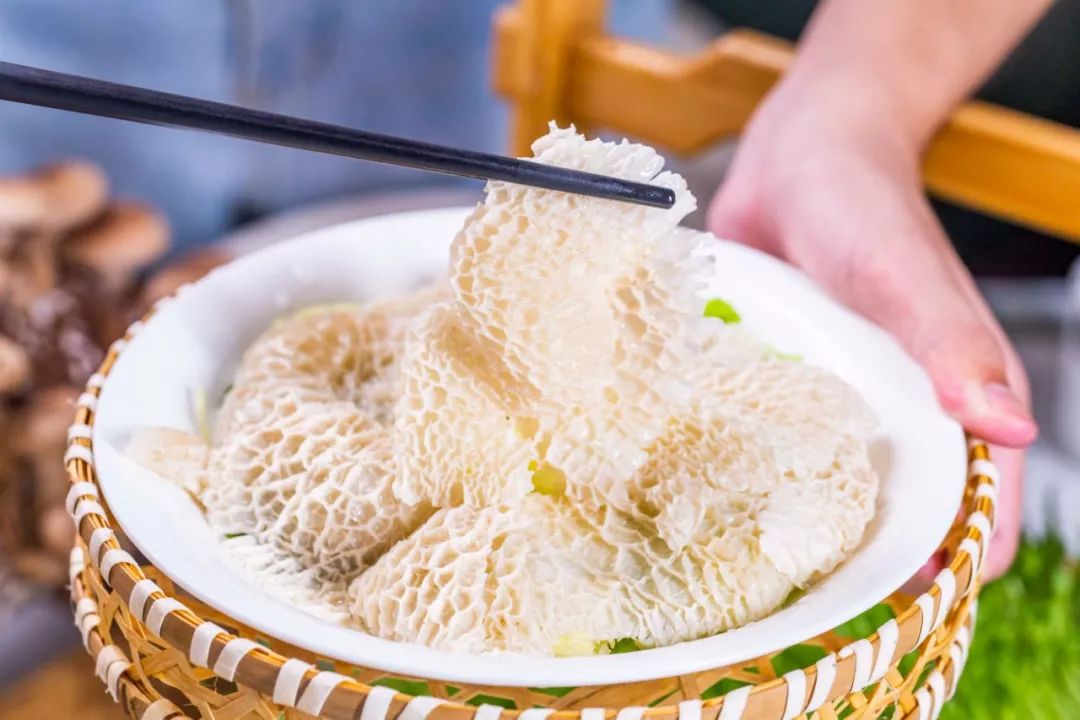 蜀山竹毛肚 -全部剪下能装这么一大盆!