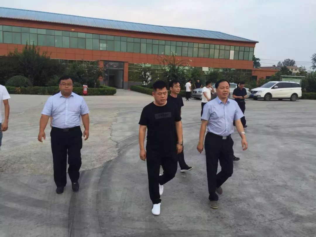 虞城县委副书记王新胜调研涉农企业 安全生产和产业发展工作