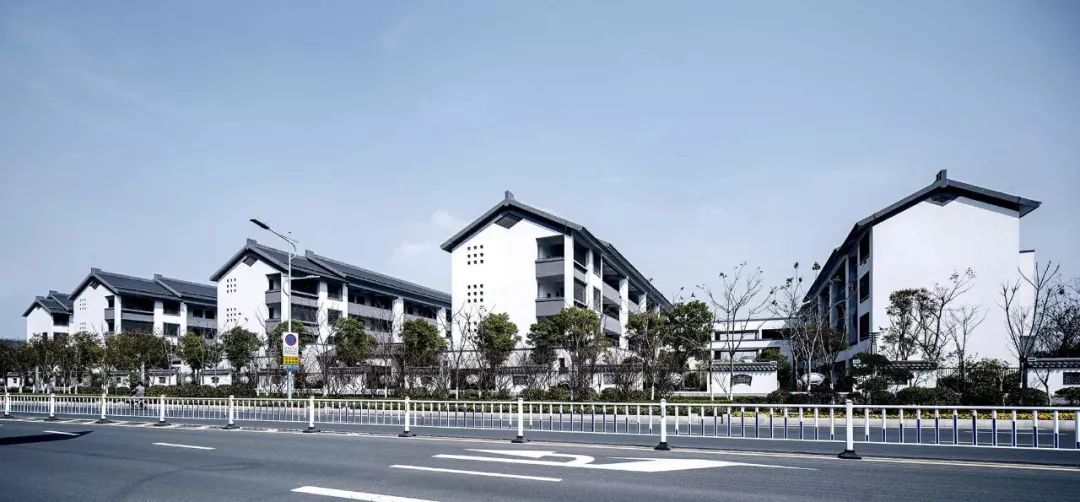 新中式外观新的布置形式全新教学模式