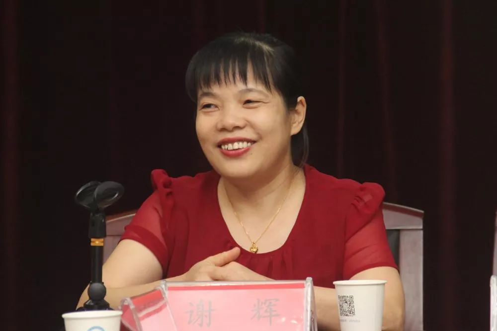 湘潭市卫健委医政医管科曾建武科长,湘潭市妇幼王君洁书记,刘焕副院长