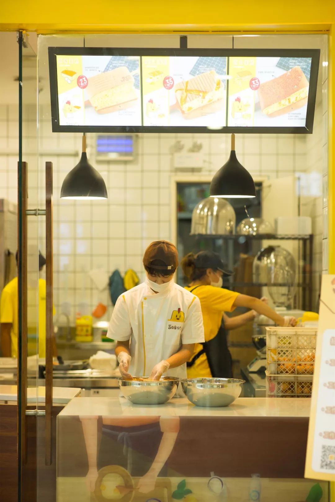 抖音网红抖臀蛋糕吉姆大师傅824登陆枣庄万达啦