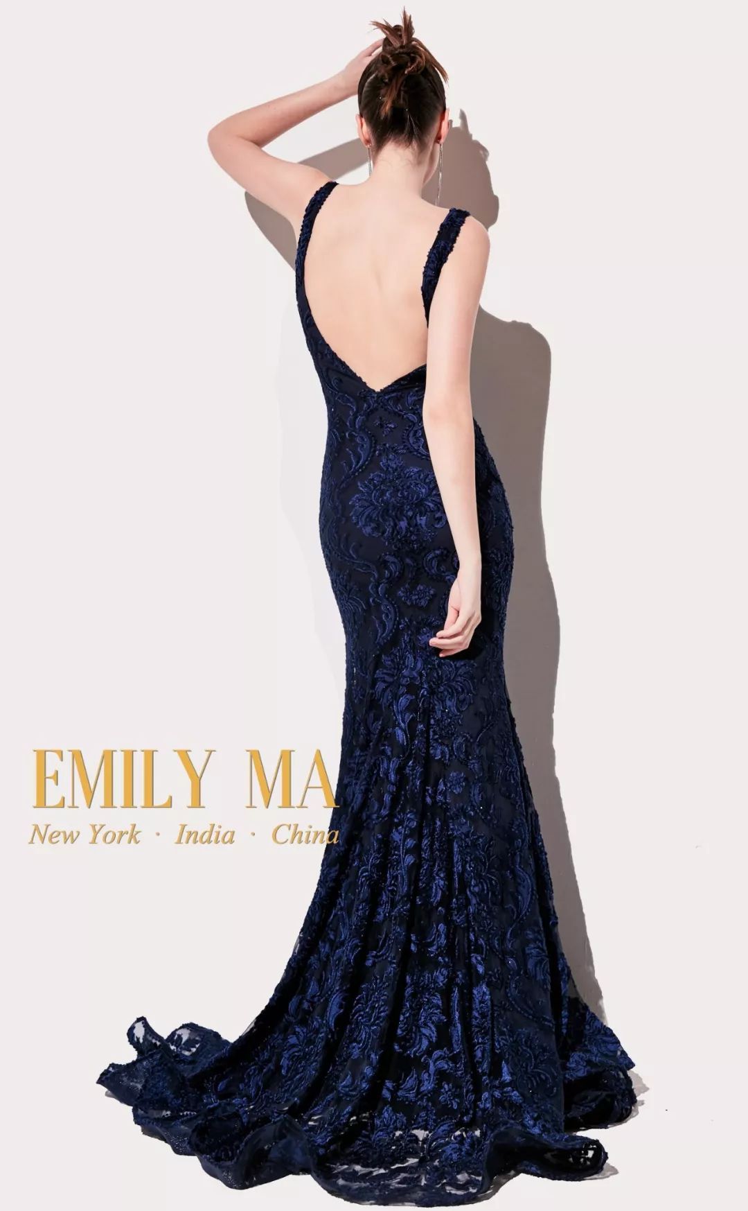 【emilyma礼服】大女人的优雅娴静