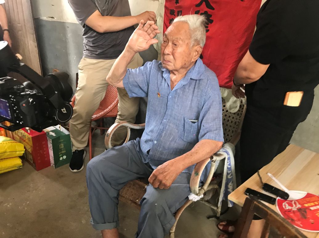 致敬英雄解建业勇士百战归深藏功与名