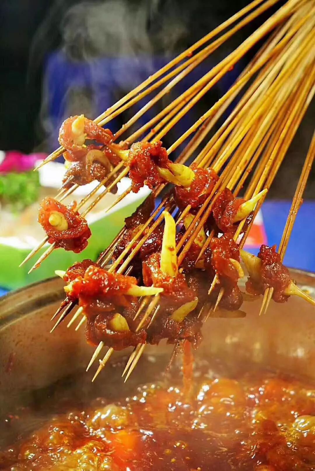 串串34人餐68根荤素串秘制火焰肉特色辣鸡胗等4道特色菜品锅底料碗一