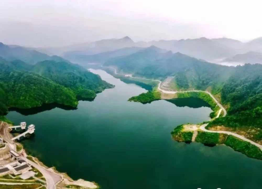 什邡冰川湖一日游图片