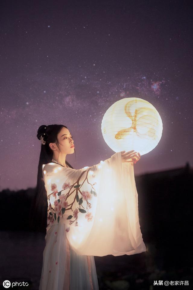 我望明月嫦娥舞只羡鸳鸯不羡仙