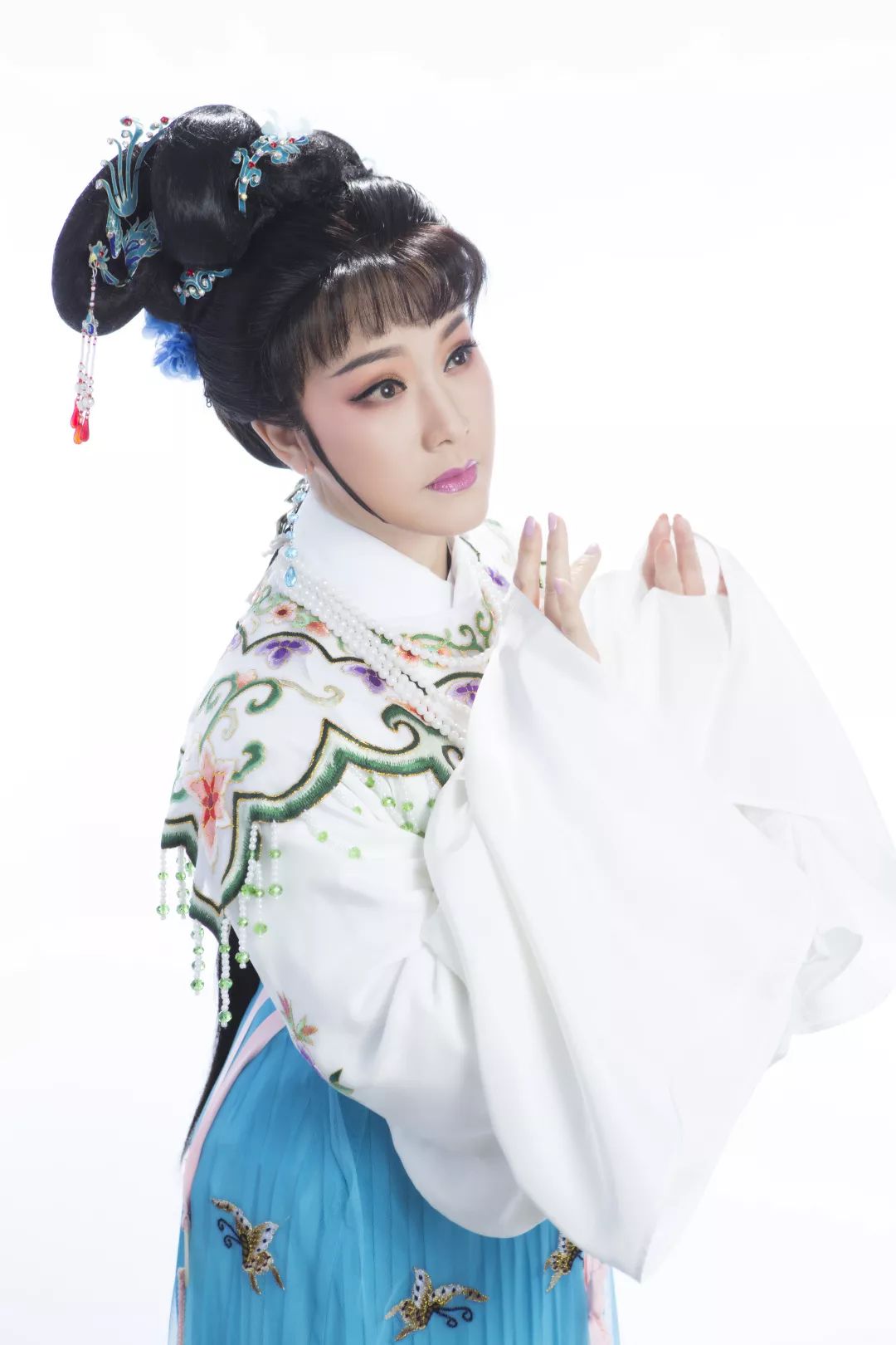 《梁祝》重点挖掘恢复了"送兄"和"英台哭灵"等传统折子