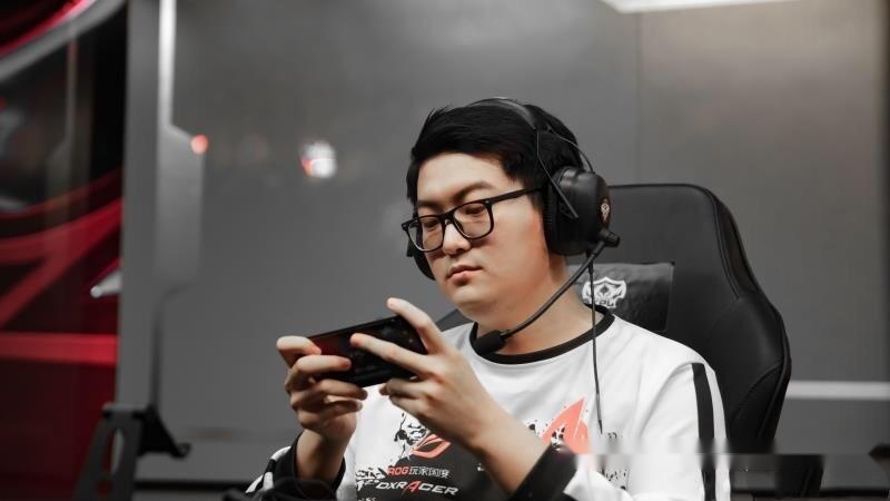 王者荣耀:抛下昔日的辉煌与低谷 重装上阵的老帅能走多远?