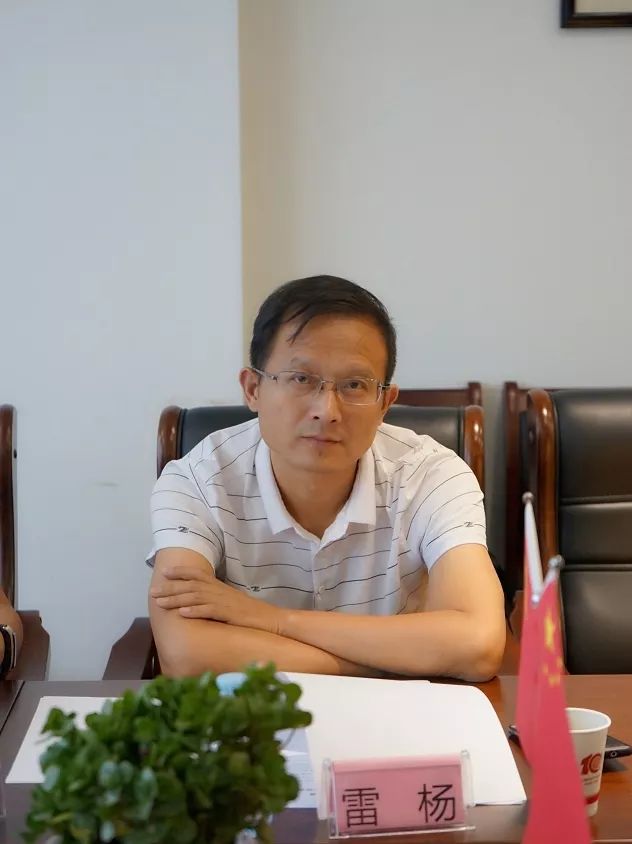 常务副会长张杰常务副会长贺全顾问周树佴商会会长朱道六商会会长