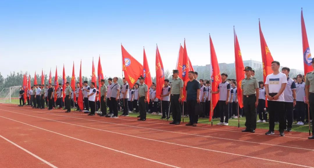 桃红李白竞争妍,绿野尽春色——平邑一中2019秋季军训第一天