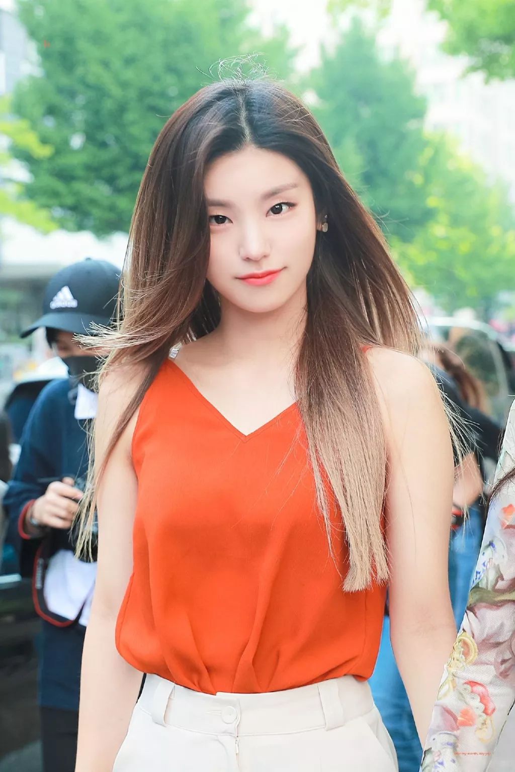韩国女星狐狸眼图片