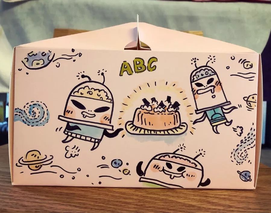 夏日终结这个手绘蛋糕盒不一般丨abccookingstudio