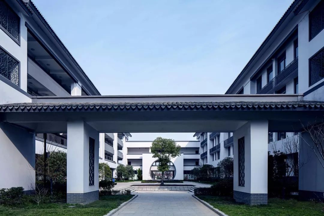 新中式外观新的布置形式全新教学模式