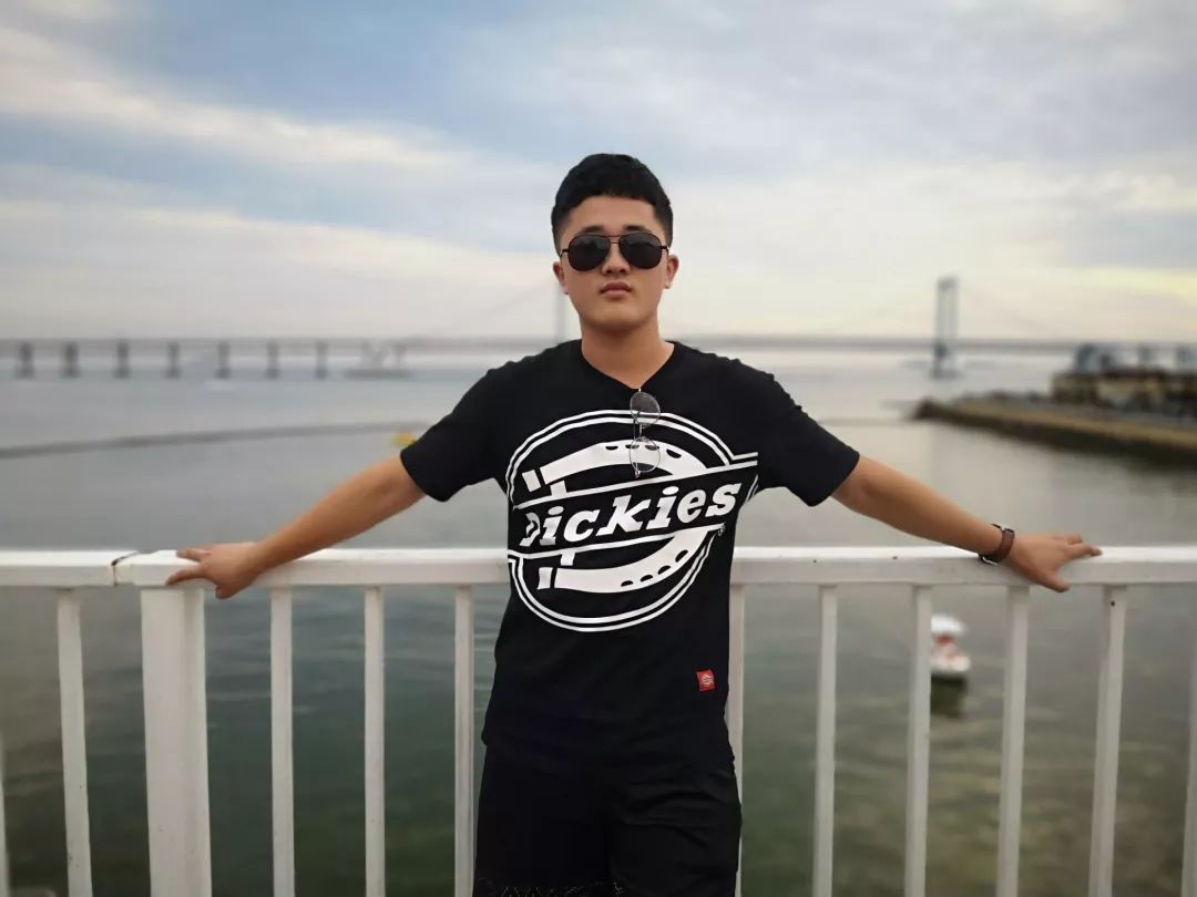 沈航新青年开学19级萌新陪伴你们的学长学姐请接收2019级新生辅导员