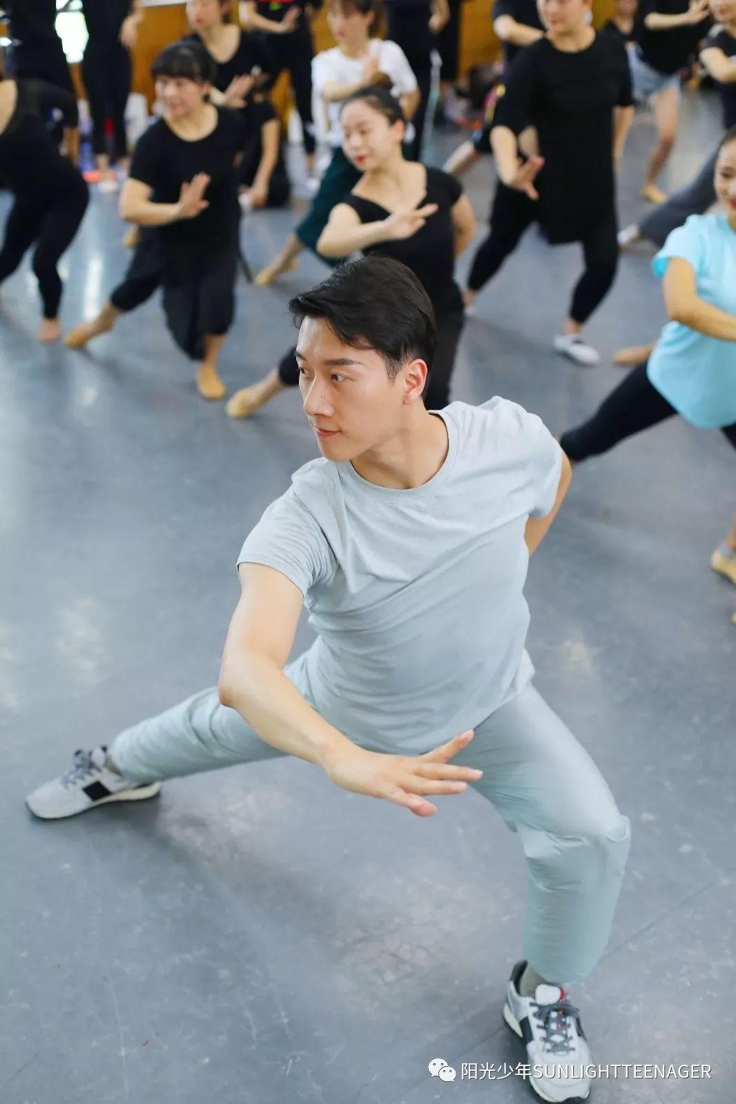 形神之间的微妙联系是什么一起聆听青年舞蹈家朱晗的独到讲解吧