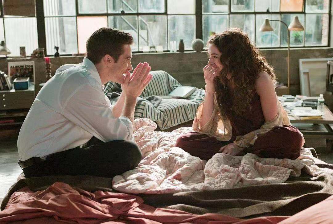 "相反,有些女性认识到自己内心为何这么痛苦,看到自己对丈夫的依恋