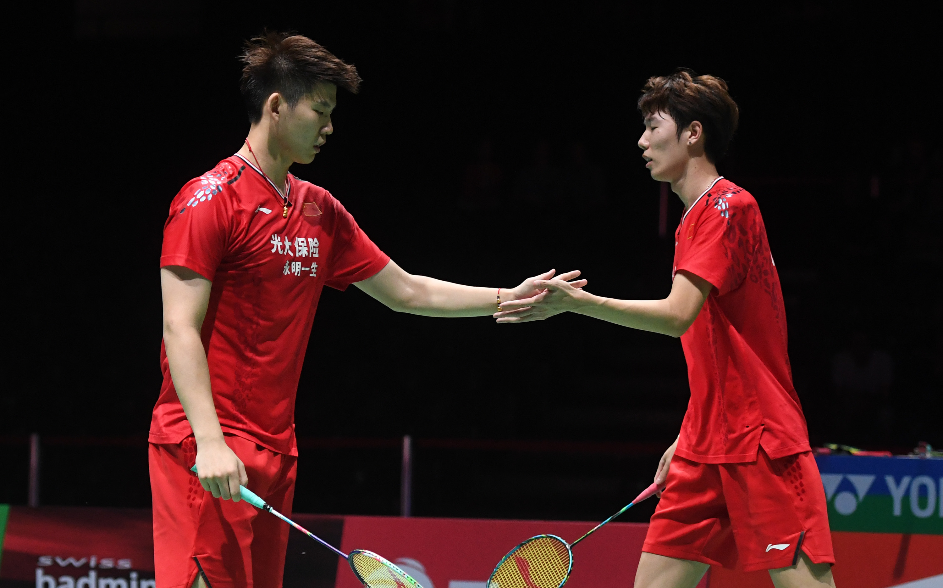 羽毛球世锦赛李俊慧刘雨辰晋级四强