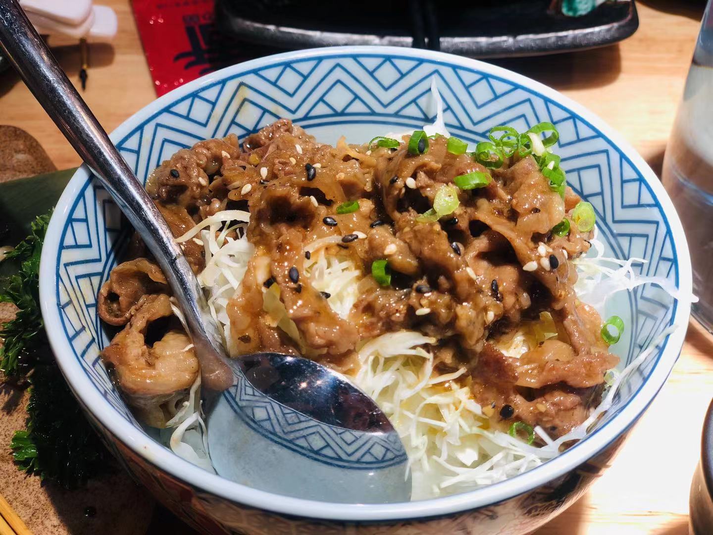 这碗牛丼饭火了!