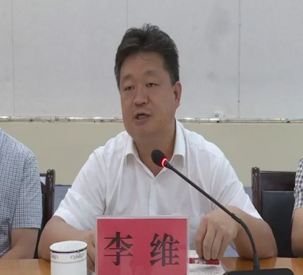 我县召开巩固国家卫生县城问题整改工作推进会_进行