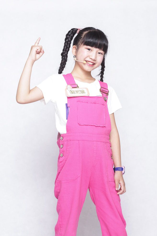 小天才电话手表《加油饭米粒》两集连播,歌舞不断,欢笑不停,我们精彩