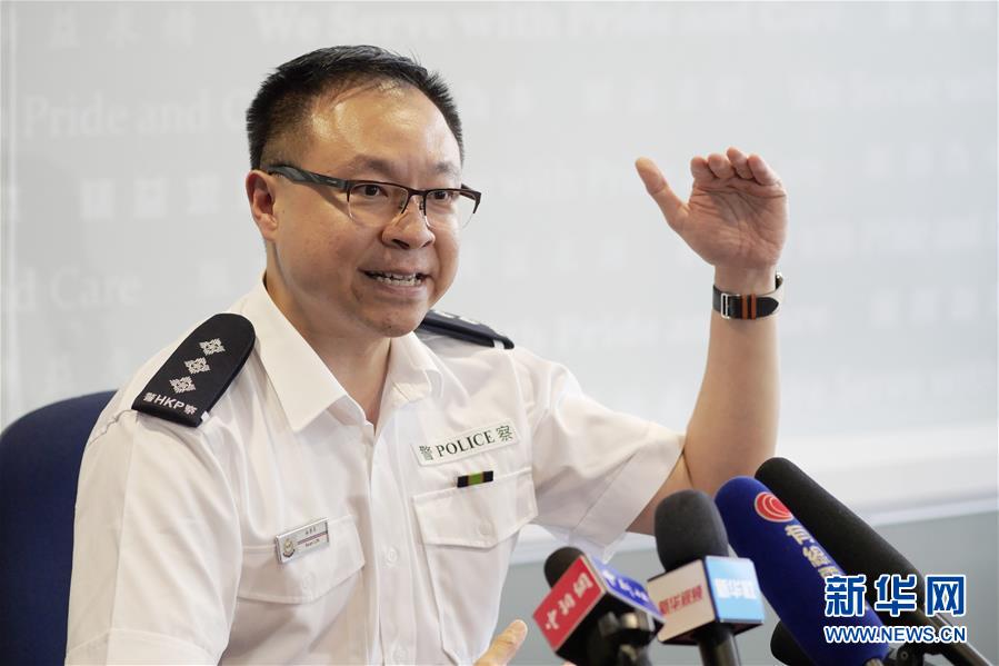 香港警察总部,香港警务处沙田警区行动主任总督察,谈判专家林景升走进