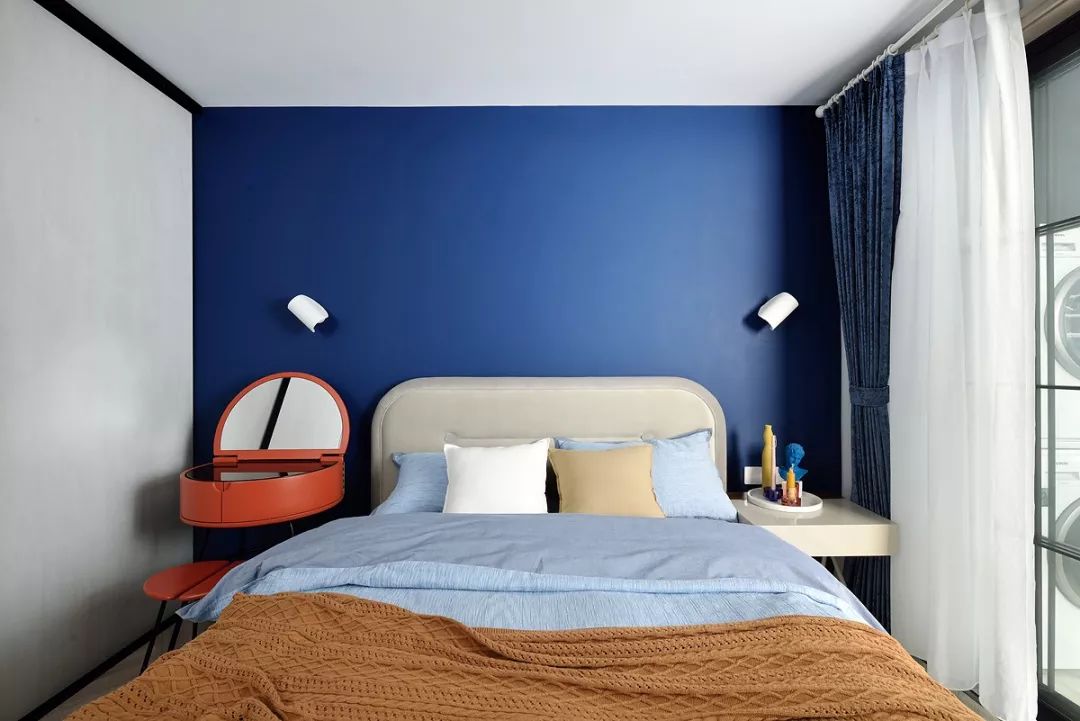 美家78㎡那抹动人心魄的宝石蓝