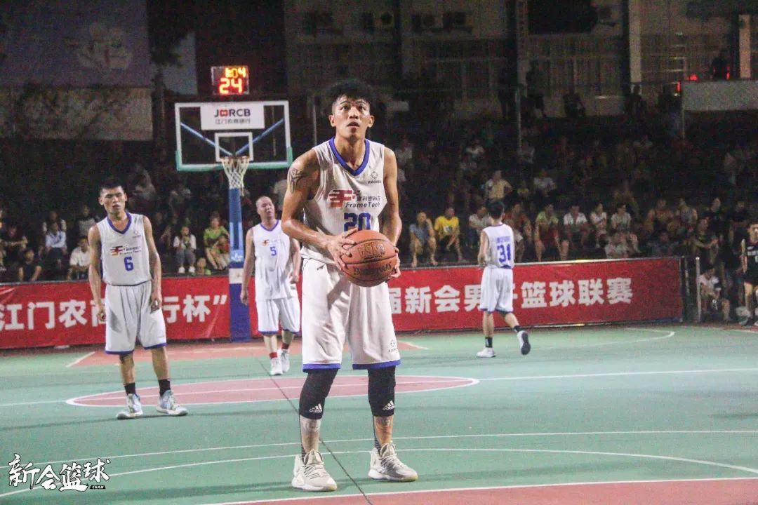 心熙茶业5号阮江峰拿到26分6篮板,16号李文杰15分,4号冯子豪12分,5号