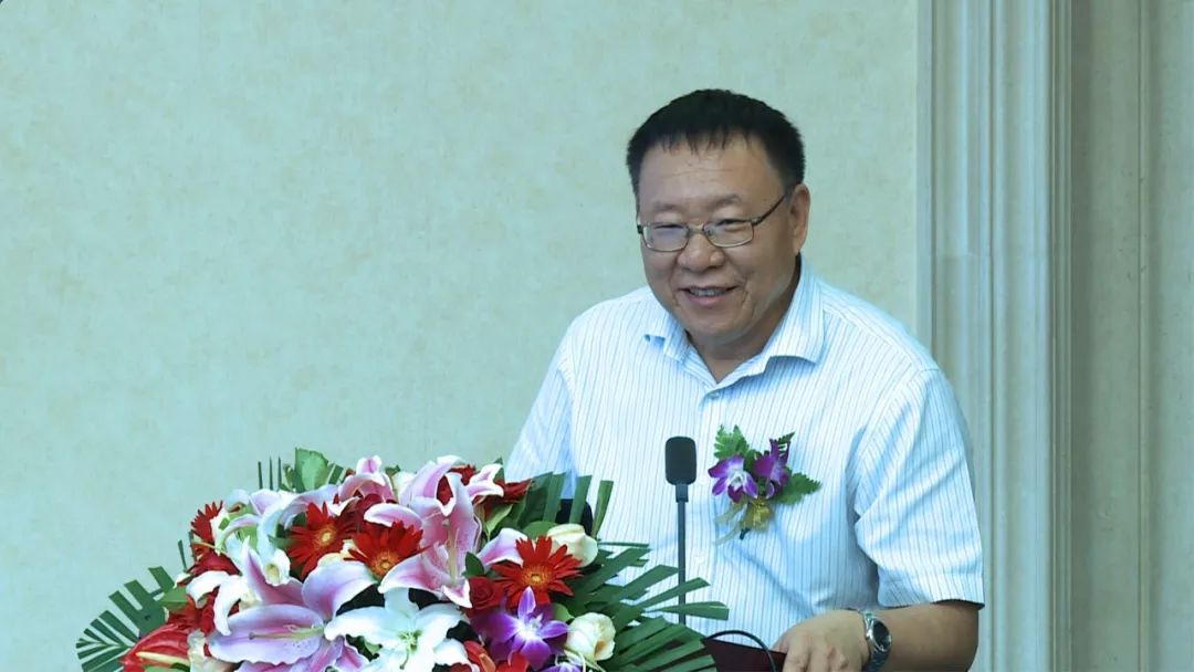 中文知识网高峰论坛暨中文出版传媒融合创新发展联盟交流会在京举行