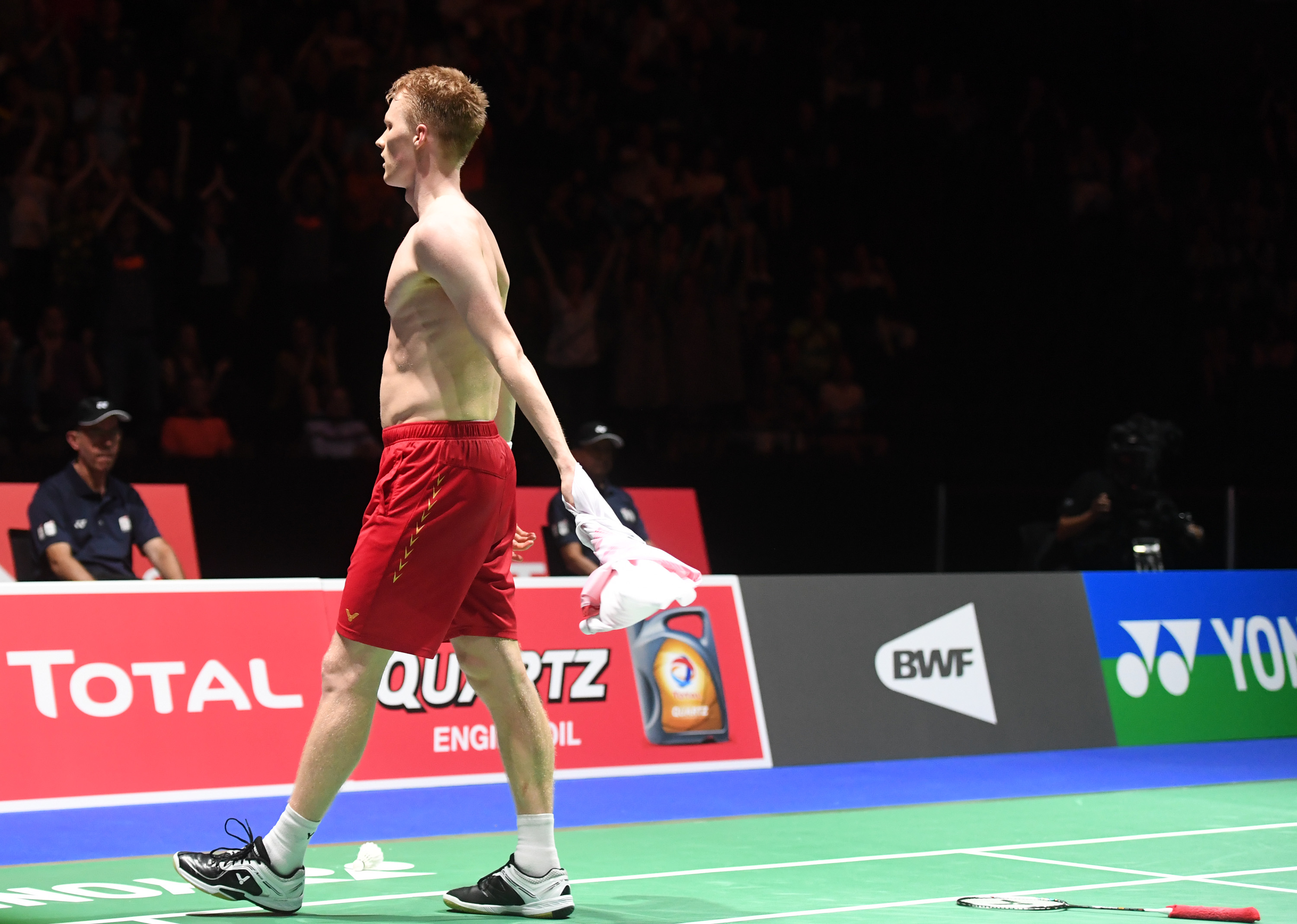 羽毛球丨世锦赛:谌龙无缘四强