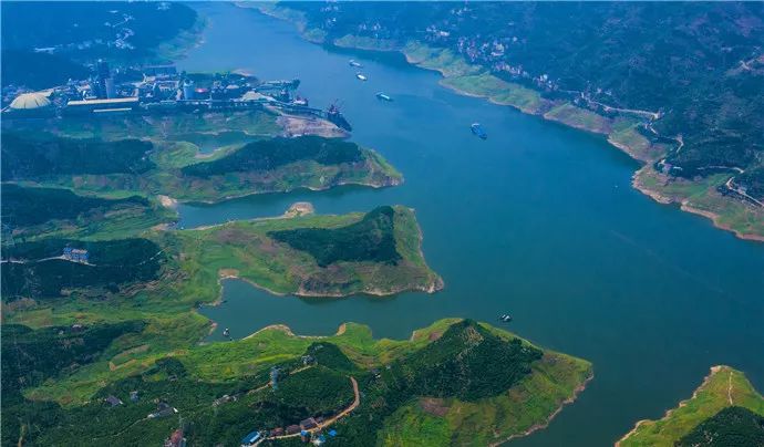 三峡库区消落带复绿