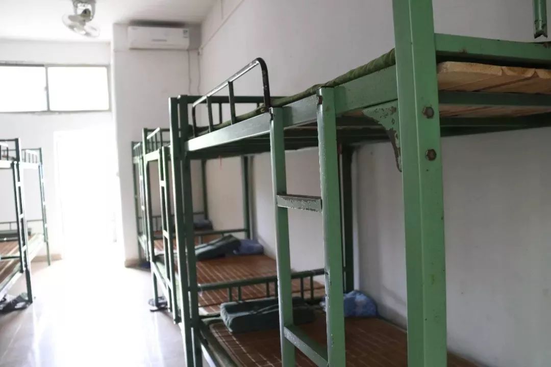 广州市协和中学宿舍图片