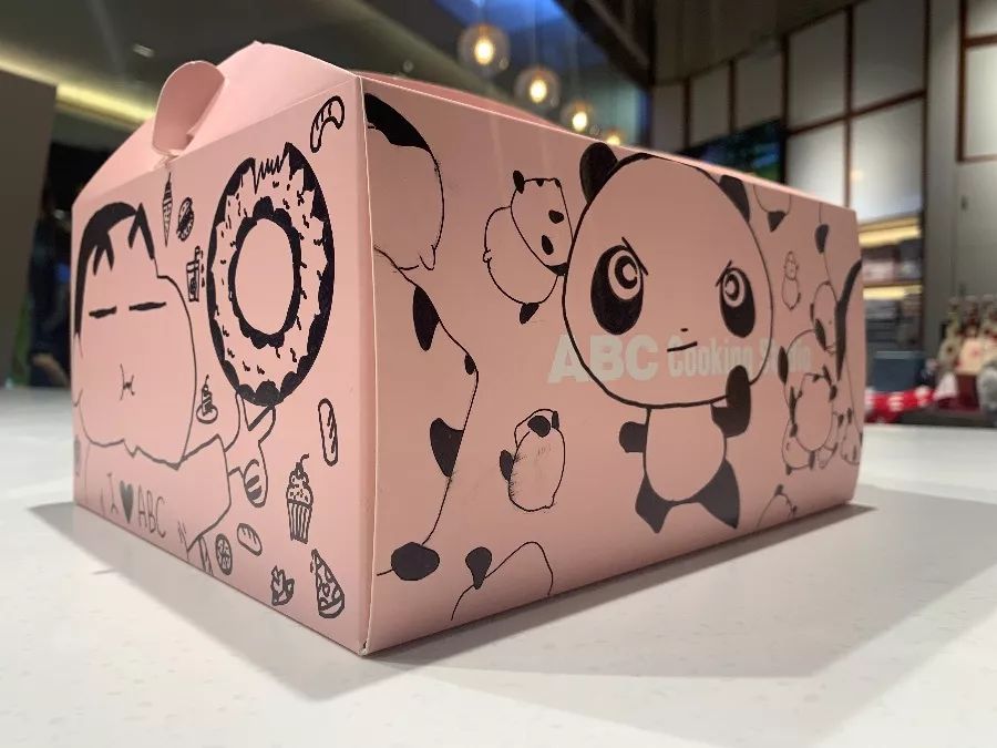 夏日终结这个手绘蛋糕盒不一般丨abccookingstudio
