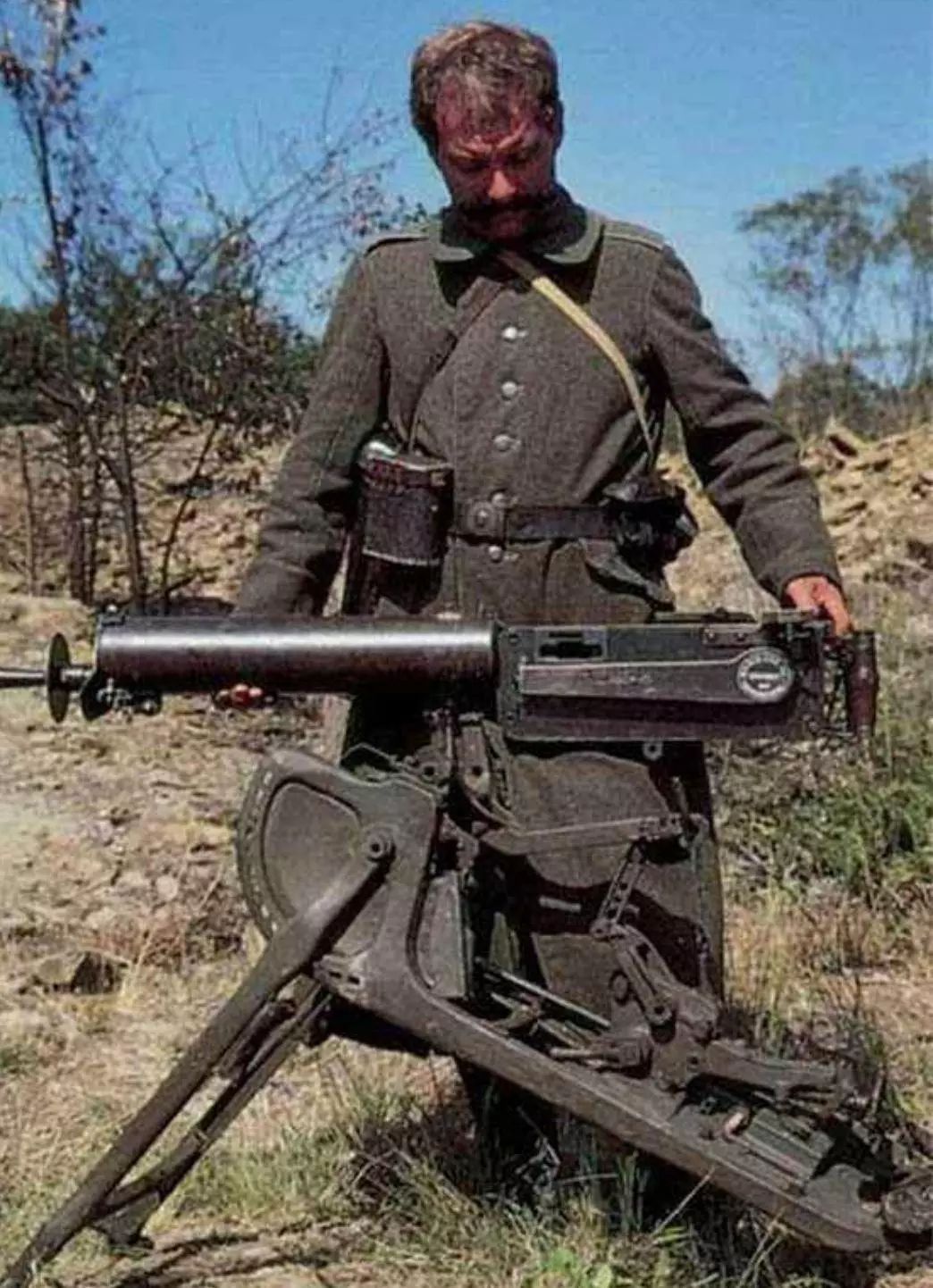 祖鲁战争马克沁机枪图片